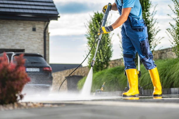 Best Garage Pressure Washing  in Waterville, ME